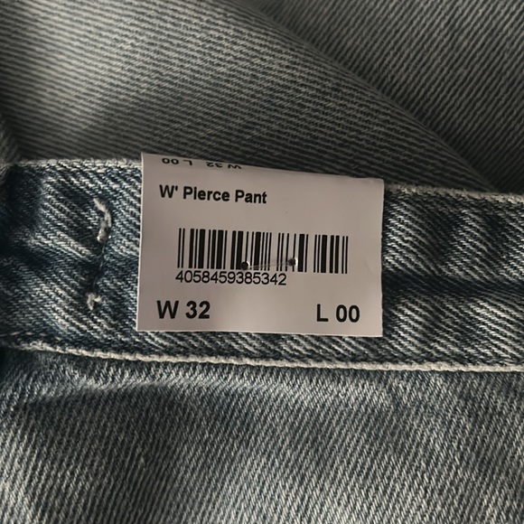 CARHARTT WORK IN PROGRESS
Blue Pierce Jeans
Size: 32
SKU: 231111F06902208 - Picture 2 of 2